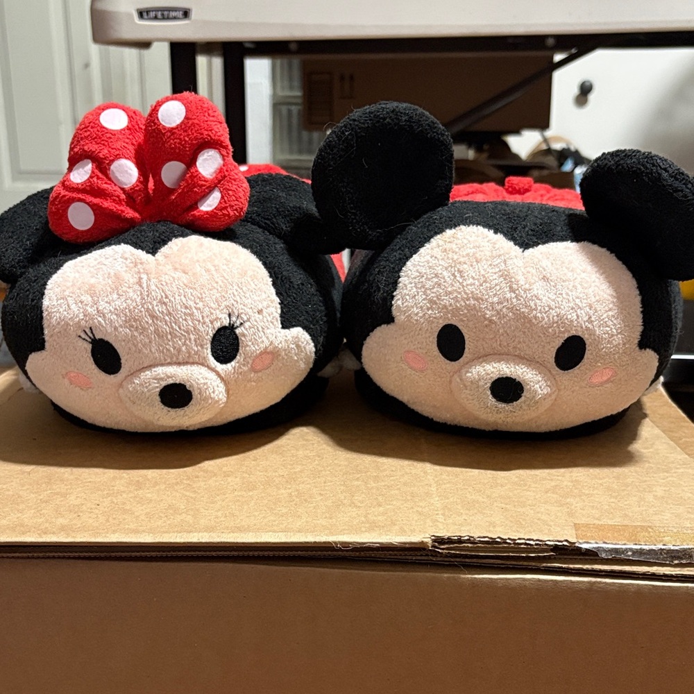 Tsum Tsum Slippers